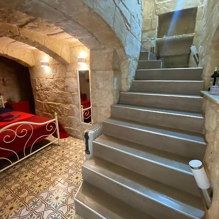 Apartmán Malta'S Naughtiest Cabaret Il-Furjana Exteriér fotografie