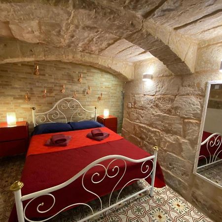 Apartmán Malta'S Naughtiest Cabaret Il-Furjana Exteriér fotografie