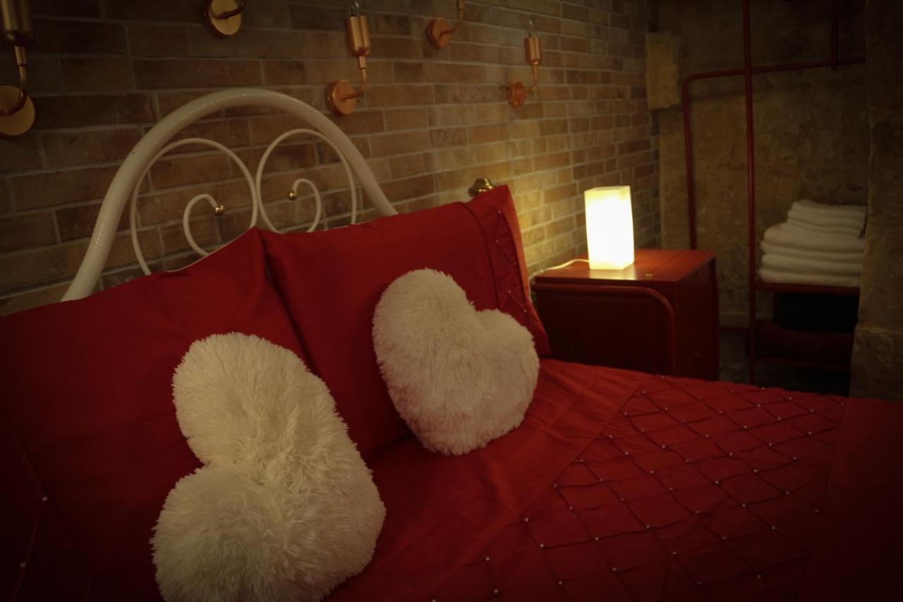 Apartmán Malta'S Naughtiest Cabaret Il-Furjana Exteriér fotografie