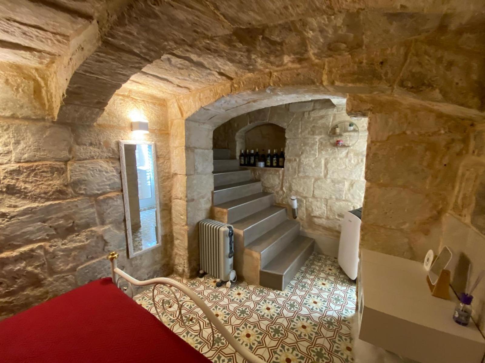 Apartmán Malta'S Naughtiest Cabaret Il-Furjana Exteriér fotografie